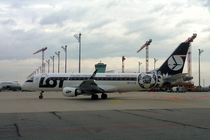 ERJ-170, SP-LIK.jpg