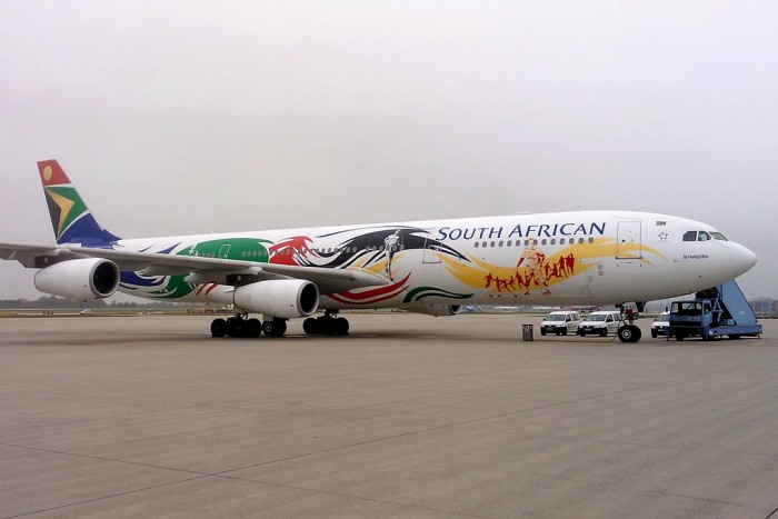 Airbus A340-300, ZS-SXD.jpg